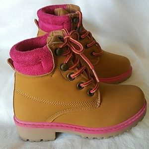 New Girls Tan/Pink Ankle Boots